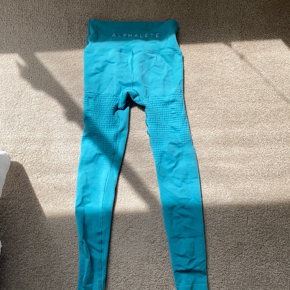 Alphalete teal leggings